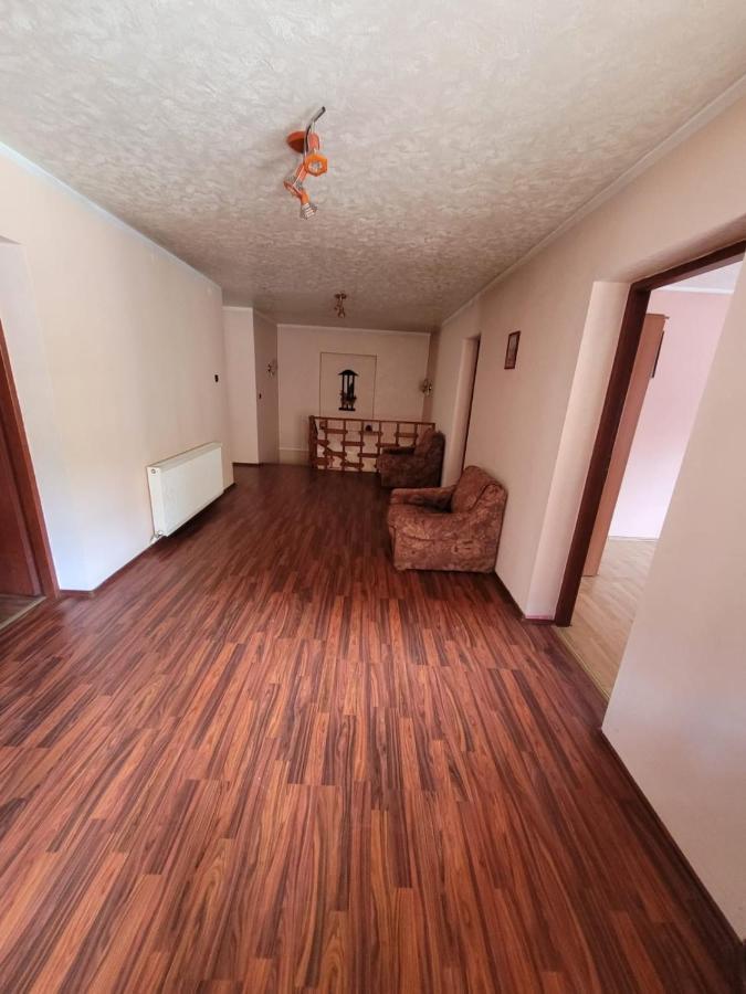 Villa Casa Basu à Băile Herculane Extérieur photo